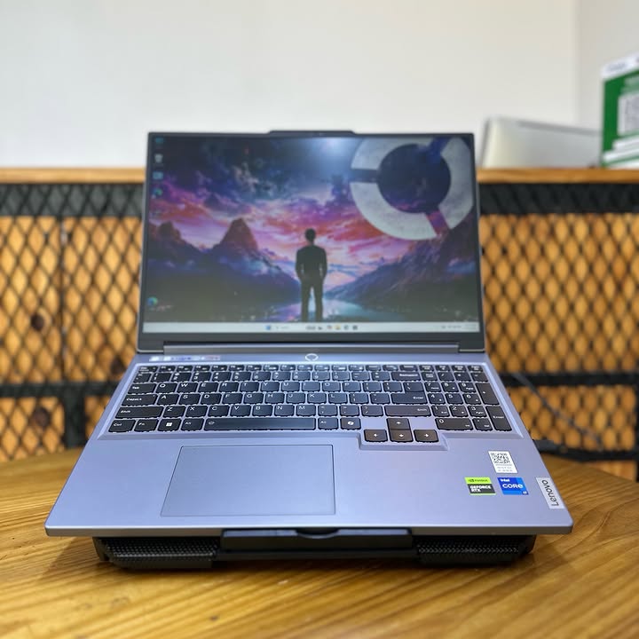 Laptop Stand with Fan