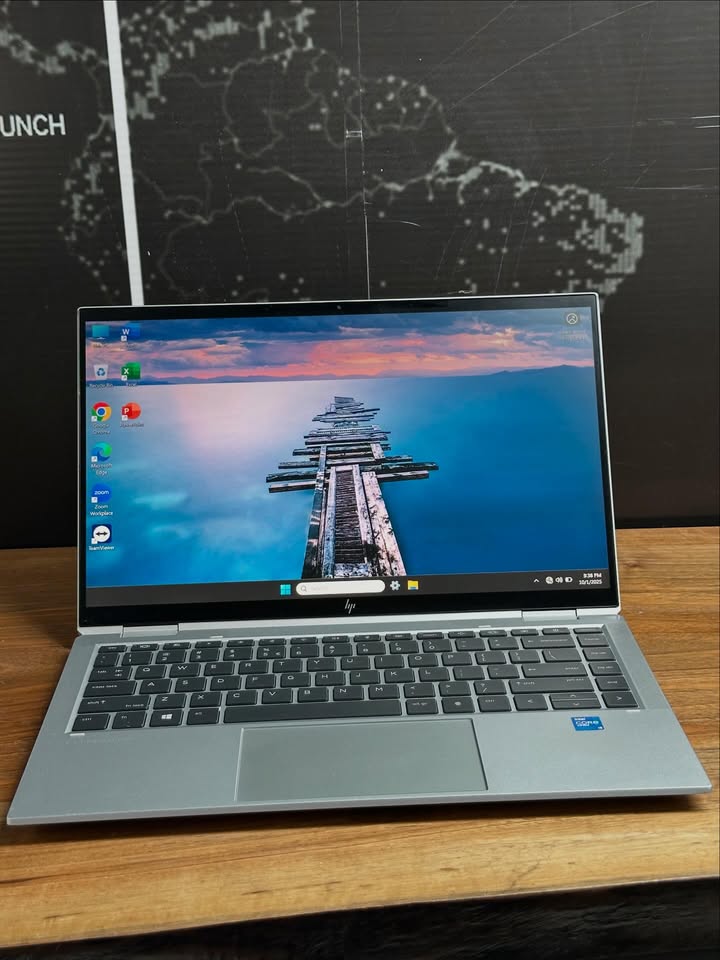 HP EliteBook x360 1040 G8